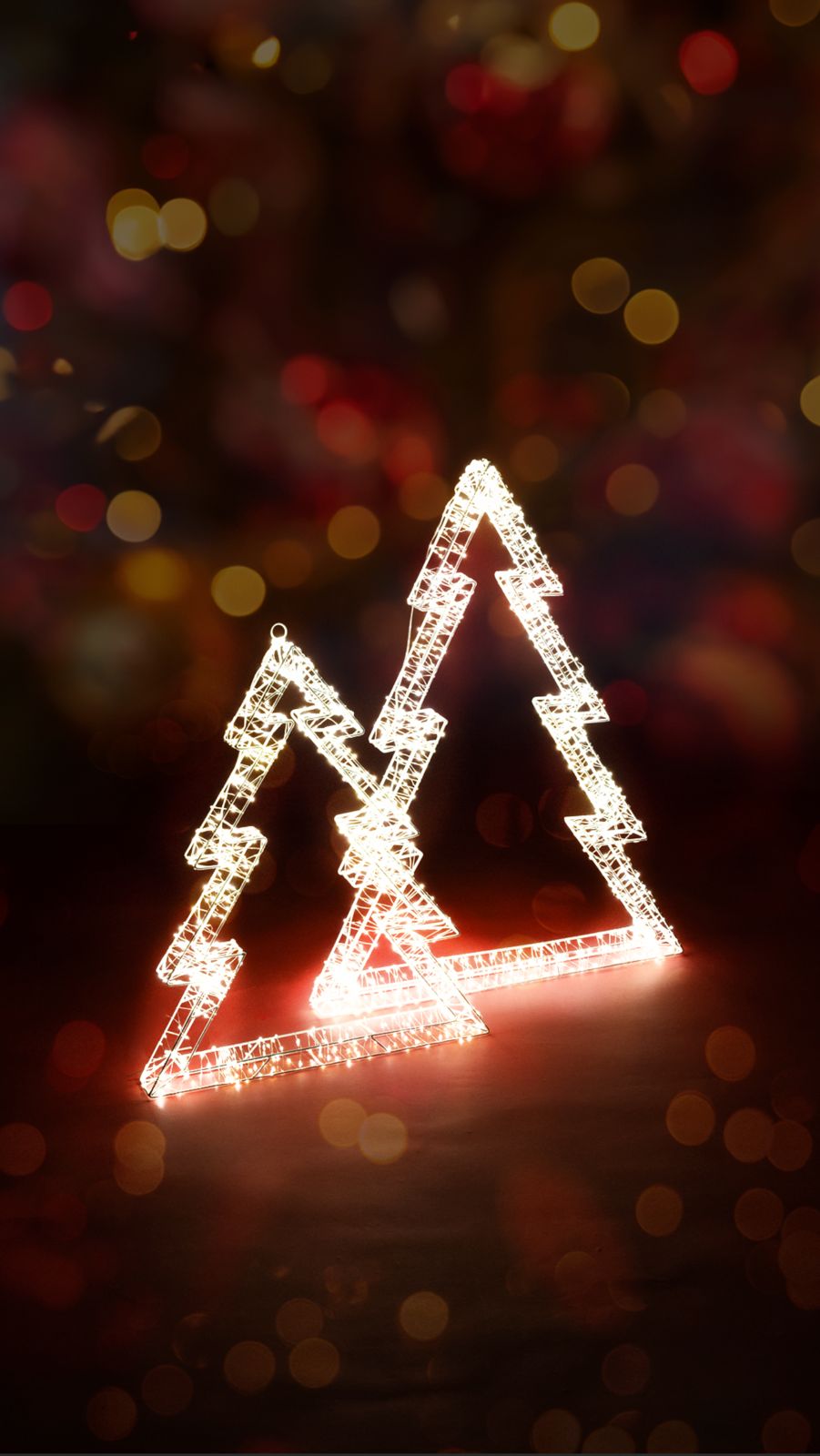 Albero Luminoso 3D con Led Bianco Caldo e Led Flash disponibile in 2 diverse dimensioni, pensato per poter essere appeso, ma spesso utilizzato anche d'appoggio - Idea regalo