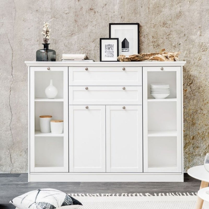 Credenza composta da 2 ante in vetro, 2 ante in legno e 2 cassetti.